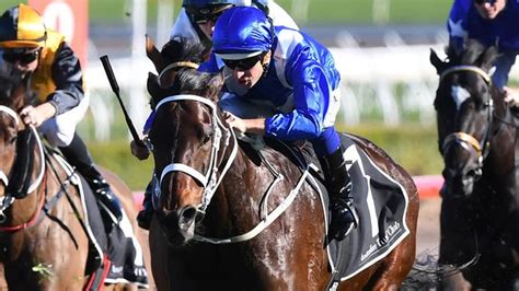 Invincible Winx wins a remarkable Warwick Stakes > Australia .